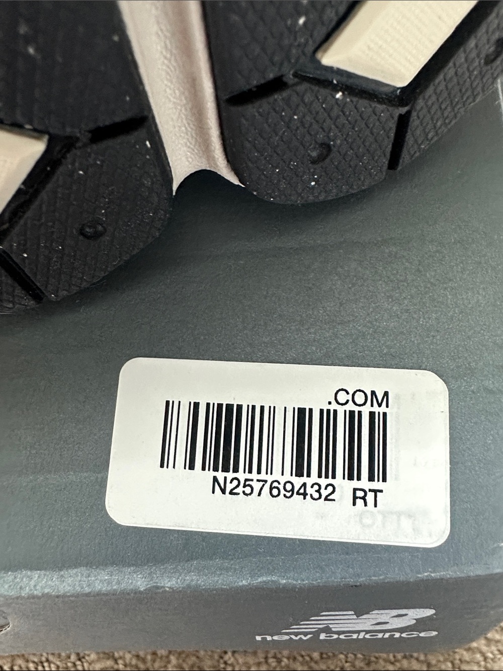 SOLD OUT! New Balance 9060 grey beige Sneakers - Picture 9 of 9